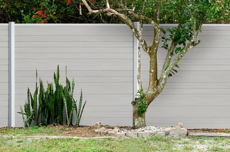 Panneaux de clôture en composite blanc Océwood