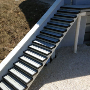 cornière aluminium noire pour terrasse composite océwood